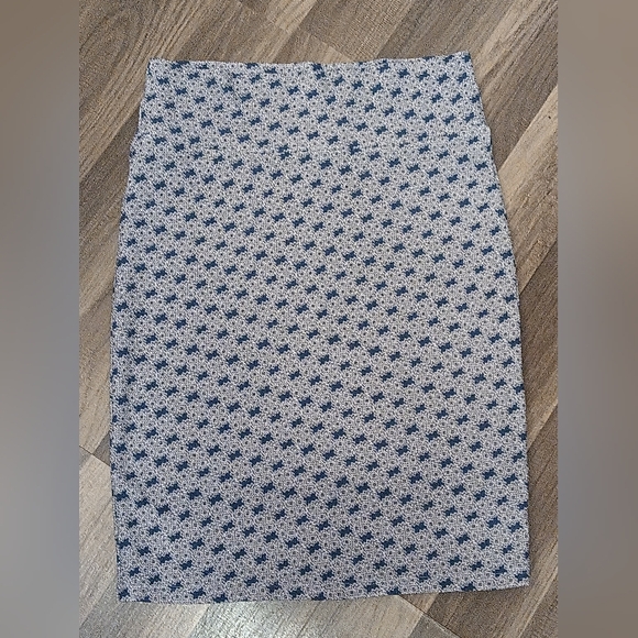 𝗟𝘂𝗹𝗮𝗿𝗼𝗲 𝗦𝗸𝗶𝗿𝘁 𝗕𝘂𝗻𝗱𝗹𝗲 - Picture 2 of 16